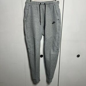 Nike Sportswear Tech Fleece Joggers Pants Sweatpants Heather Grey Size Small
